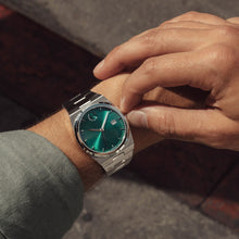 Charger l'image dans la galerie, Movado Bold Quest Green - 40mm | 3601222