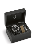 Charger l'image dans la galerie, Bulova Lunar Pilot Quartz chrono | 96B251