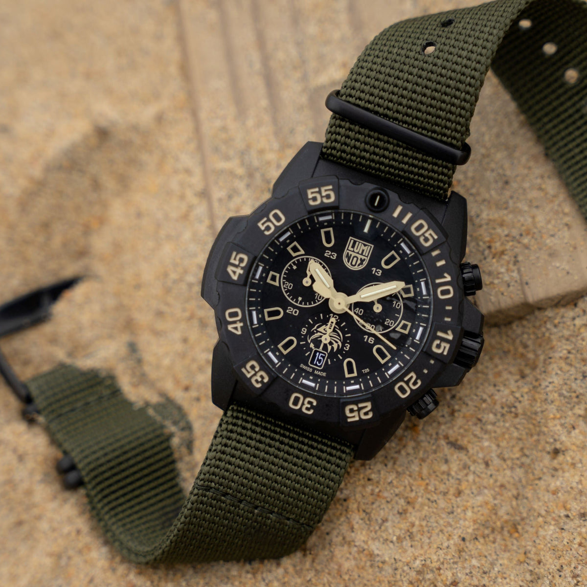 Luminox ネイビーシールズXS3597 ルミノックス(Luminox)が新作ネイビーシールズ2モデル同時発売