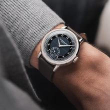 Charger l'image dans la galerie, Raymond Weil Millesime Men's Automatic Small Seconds Watch, 39 mm - Tuxedo - Midnight Blue | 2930-STC-05502