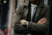 Charger l'image dans la galerie, Bulova Super Seville - Green | 96B439