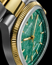 Charger l'image dans la galerie, Bulova Super Seville - Two-Tone - Green | 98A336
