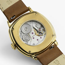 Load image into Gallery viewer, Hamilton AMERICAN CLASSIC Cushion Mechanical - 34mm x 34mm - Beige | H36139520