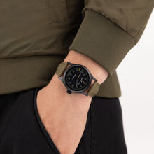 Charger l'image dans la galerie, Hamilton Khaki Field Mechanical 38mm Call of Duty Modern Warfare 4 | H69469930