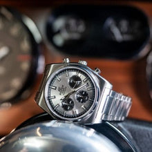 Charger l'image dans la galerie, Casio Edifice - Standard Chronograph - Grey | EFB730D-7AV