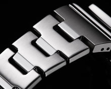 Load image into Gallery viewer, Casio G-Shock | GM2110D-3A1
