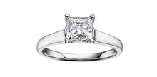 Charger l&#39;image dans la galerie, Ring - Natural Princess Cut  Maple Leaf Diamonds - 18kt White Gold  | ML104W30
