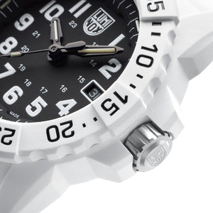 Luminox - NAVY STEAL - Black - 45mm | LX XS.3507.WB