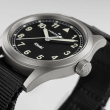 Charger l&#39;image dans la galerie, Hamilton KHAKI FIELD Quartz 38mm - Black | H69401430
