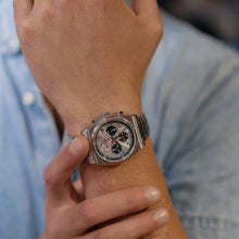 Charger l'image dans la galerie, Casio Edifice - Standard Chronograph - Grey | EFB730D-7AV

